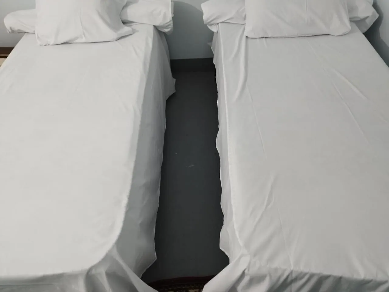 Grand Square Hostel ルクソール